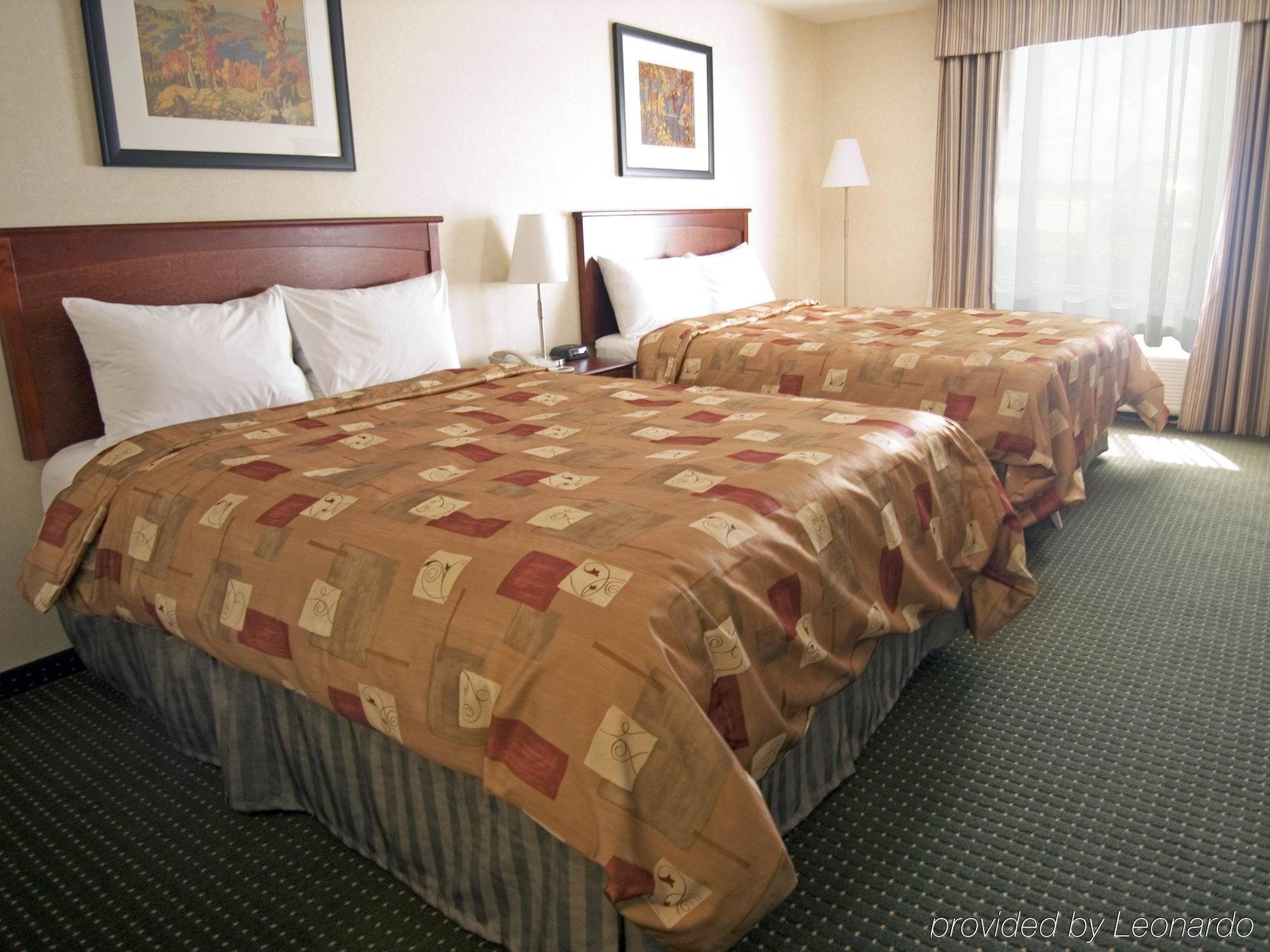 Lakeview Inns & Suites - Slave Lake Room photo