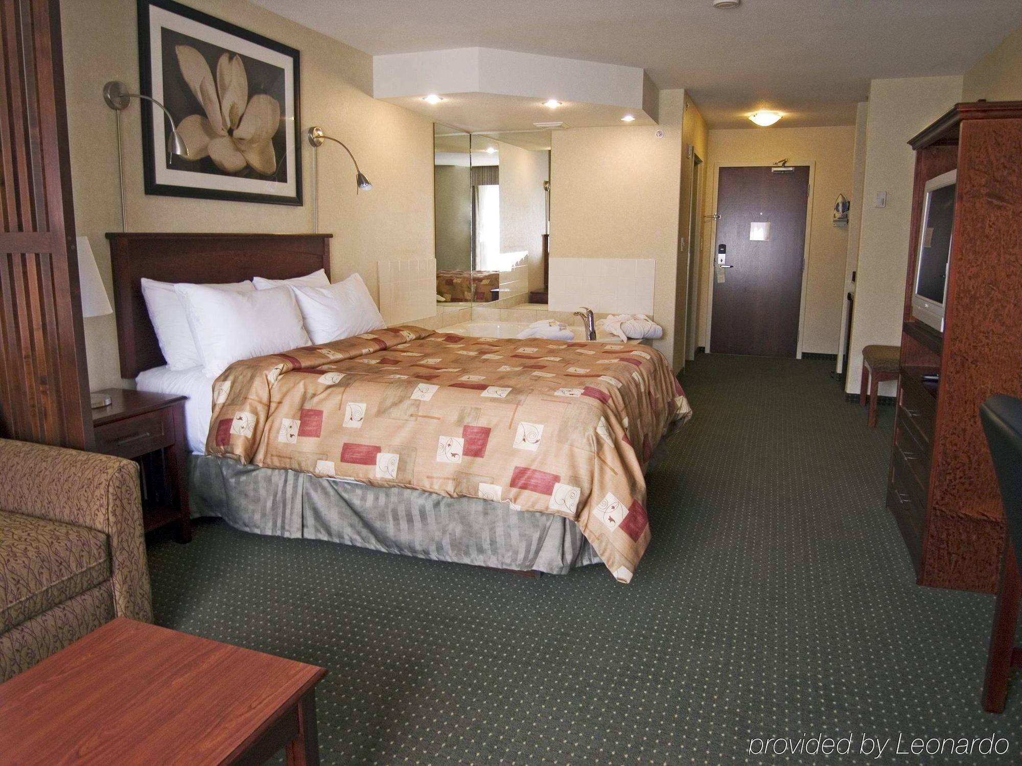 Lakeview Inns & Suites - Slave Lake Room photo