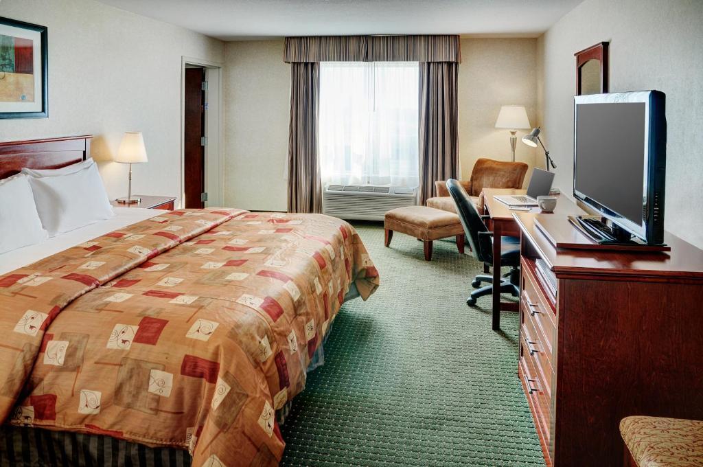 Lakeview Inns & Suites - Slave Lake Room photo